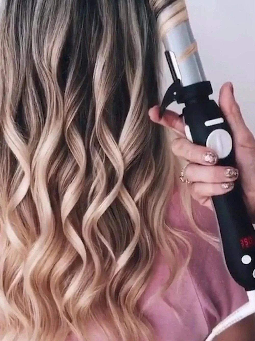 The Beachwaver Co. S1 Curling Wand in Black and Silver